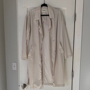 H&M Women's Cream Trench Coat